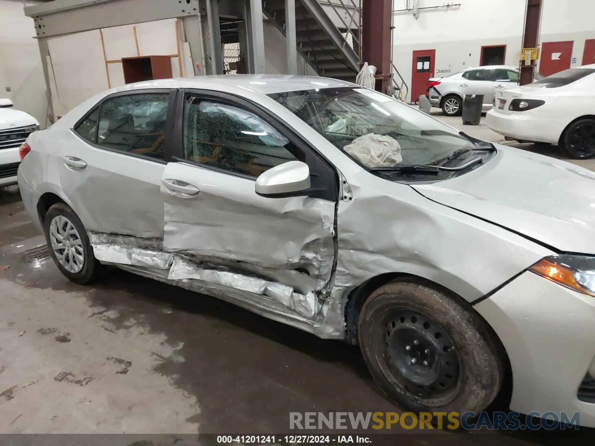 6 fotografías del automóvil dañado 5YFBURHE0KP899744 TOYOTA COROLLA 2019