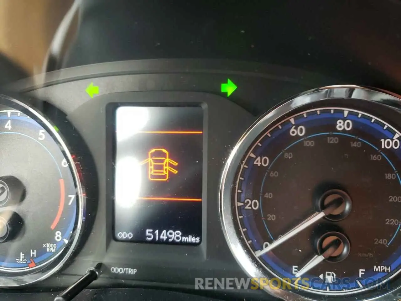 8 fotografías del automóvil dañado 5YFBURHE0KP900505 TOYOTA COROLLA 2019