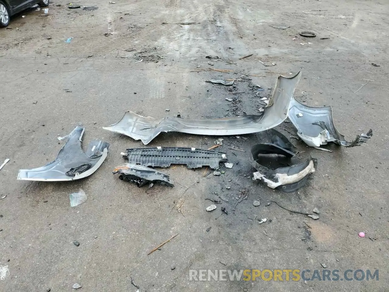 14 fotografías del automóvil dañado 5YFBURHE0KP904196 TOYOTA COROLLA 2019
