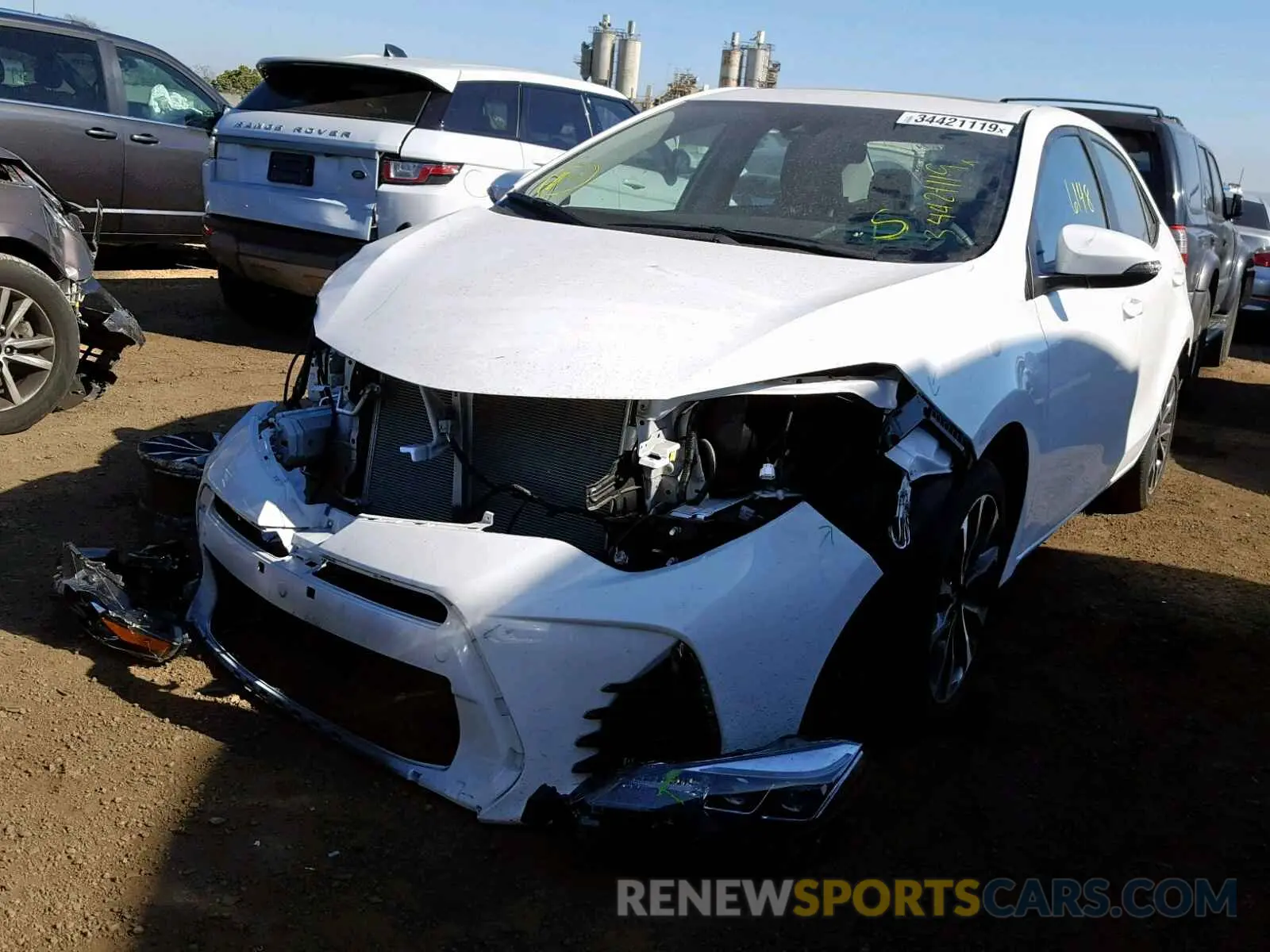 2 fotografías del automóvil dañado 5YFBURHE0KP919183 TOYOTA COROLLA 2019