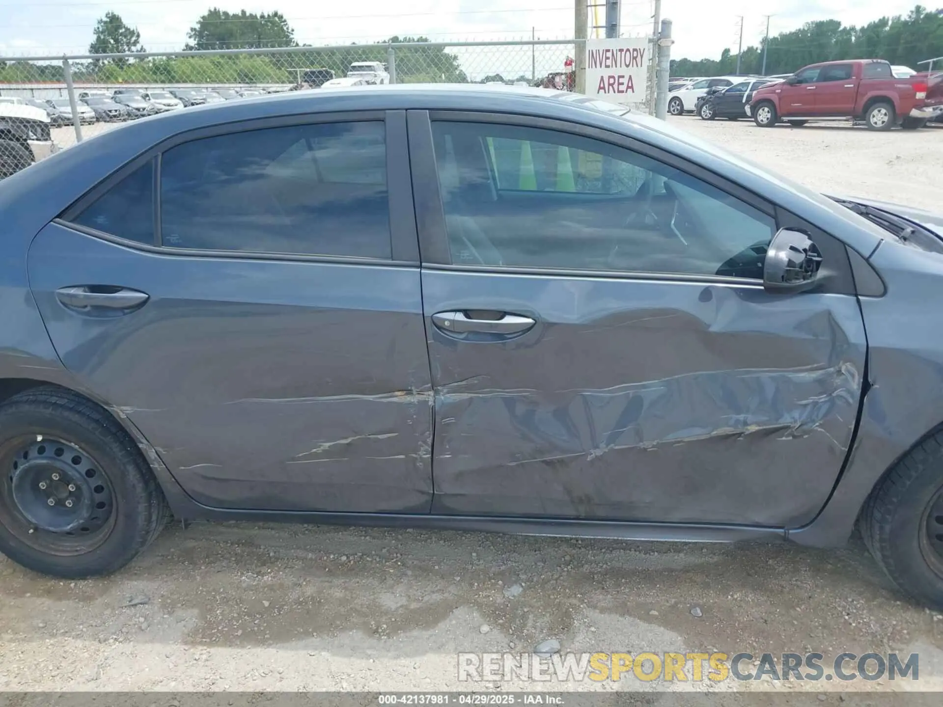 14 fotografías del automóvil dañado 5YFBURHE0KP922567 TOYOTA COROLLA 2019