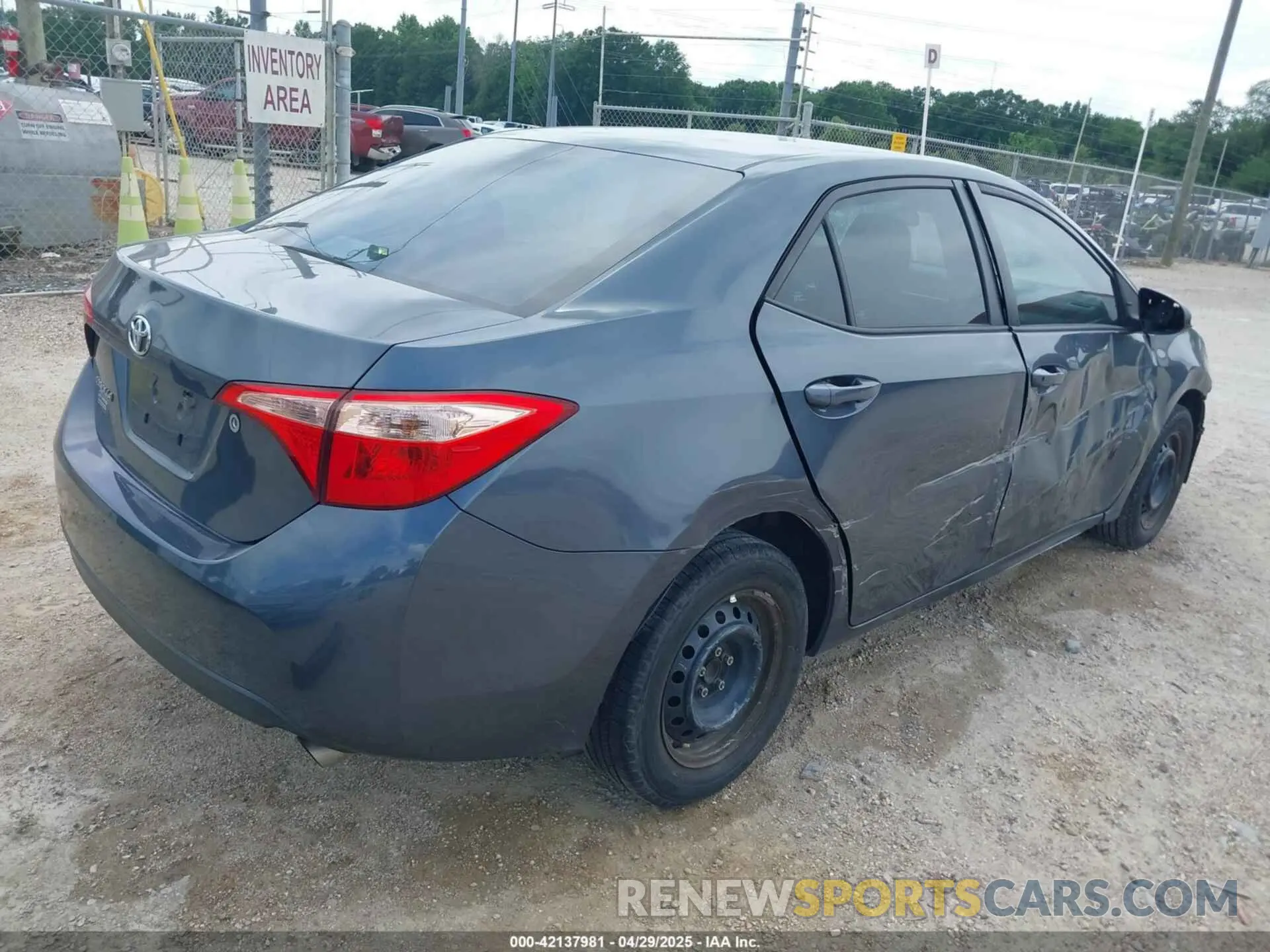4 fotografías del automóvil dañado 5YFBURHE0KP922567 TOYOTA COROLLA 2019