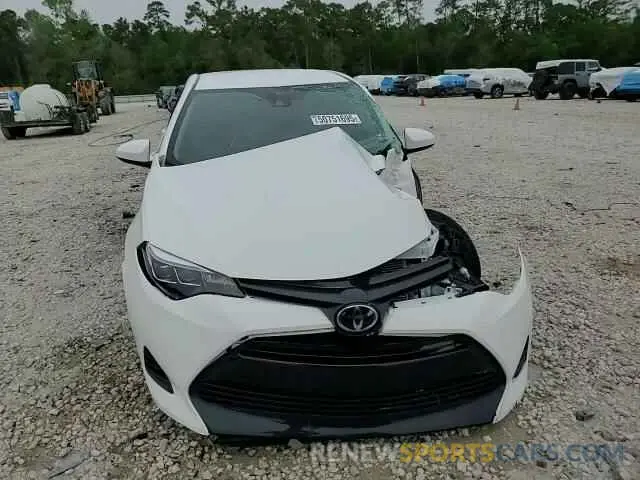 14 fotografías del automóvil dañado 5YFBURHE0KP924903 TOYOTA COROLLA 2019