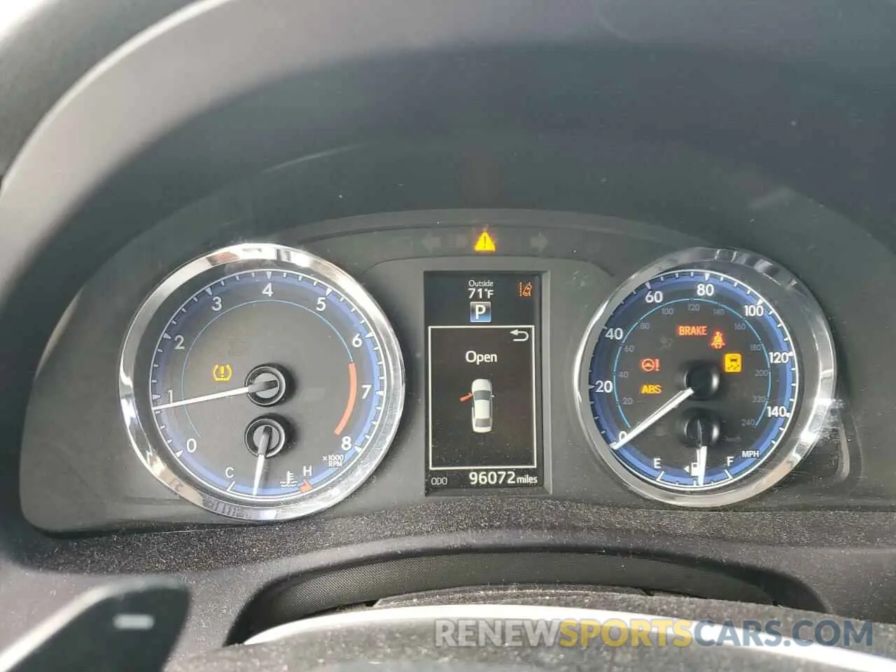 9 fotografías del automóvil dañado 5YFBURHE0KP926974 TOYOTA COROLLA 2019