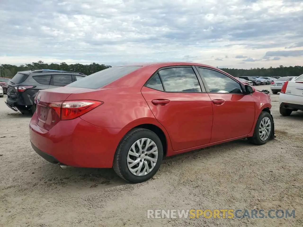 3 fotografías del automóvil dañado 5YFBURHE0KP930460 TOYOTA COROLLA 2019