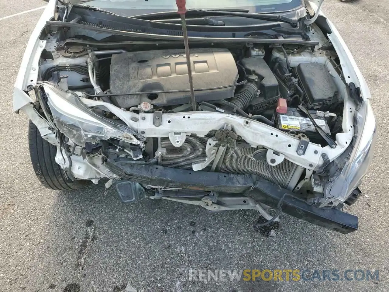 11 fotografías del automóvil dañado 5YFBURHE0KP932869 TOYOTA COROLLA 2019