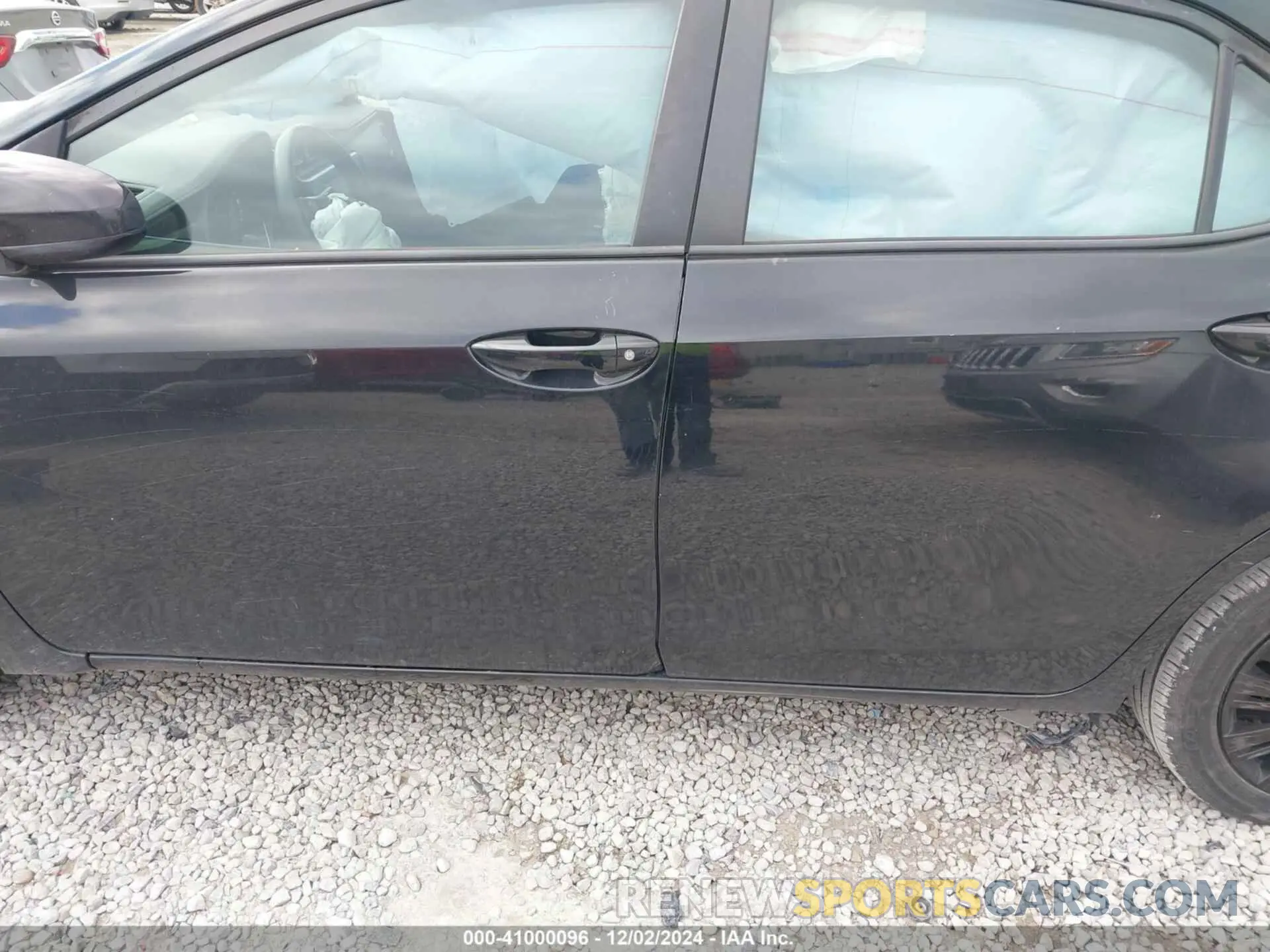15 fotografías del automóvil dañado 5YFBURHE0KP935089 TOYOTA COROLLA 2019
