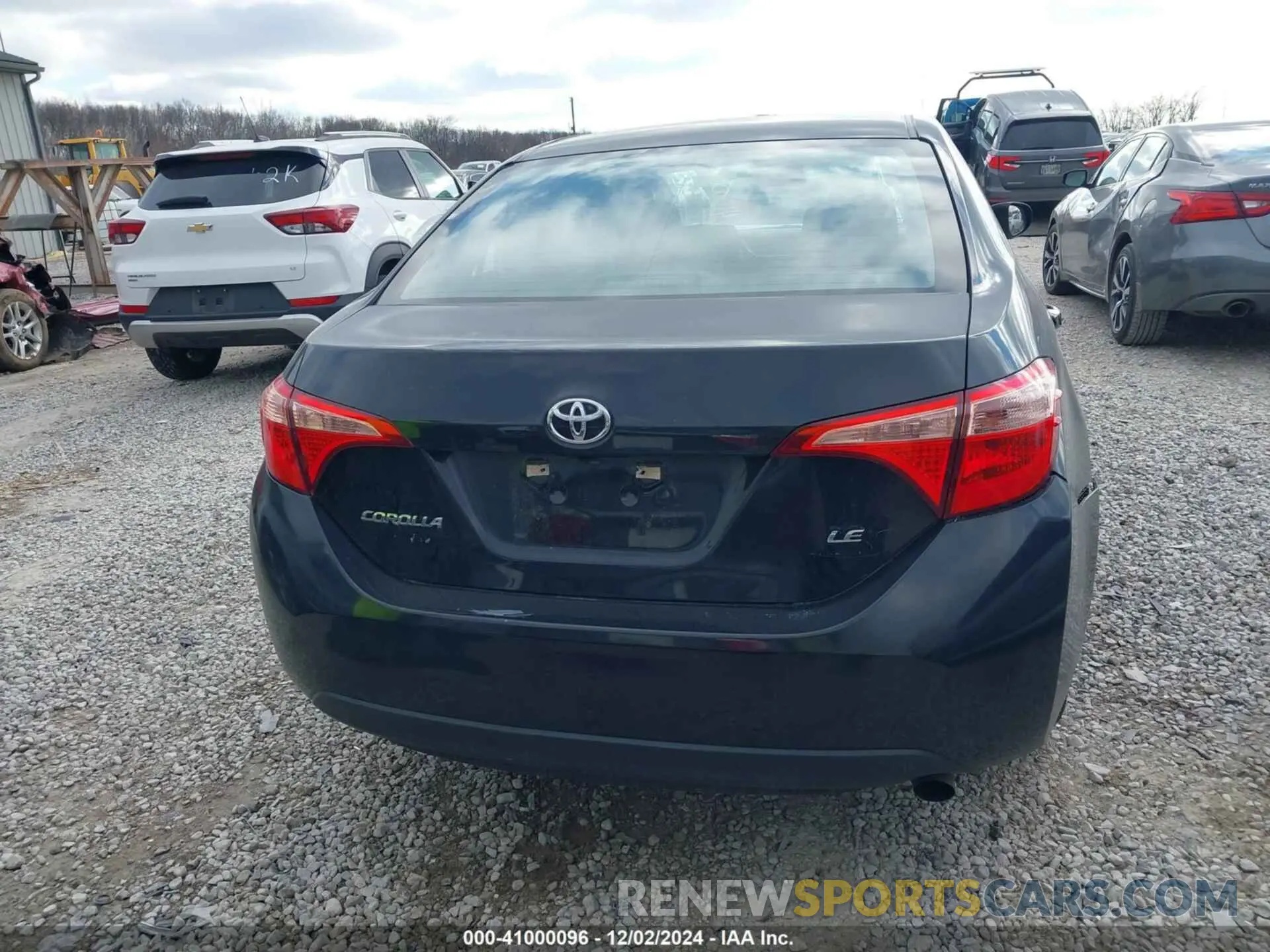 17 fotografías del automóvil dañado 5YFBURHE0KP935089 TOYOTA COROLLA 2019