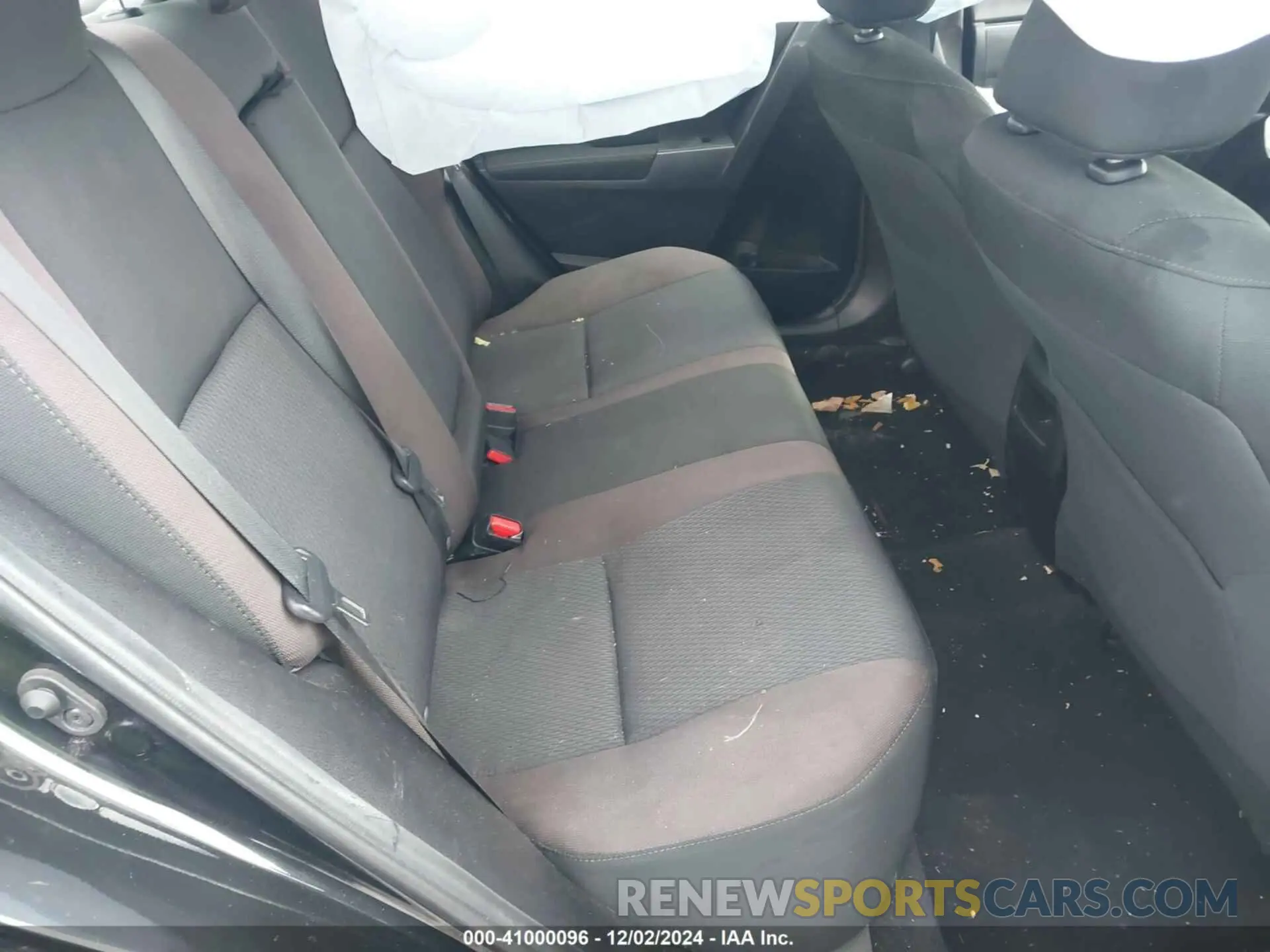 8 fotografías del automóvil dañado 5YFBURHE0KP935089 TOYOTA COROLLA 2019