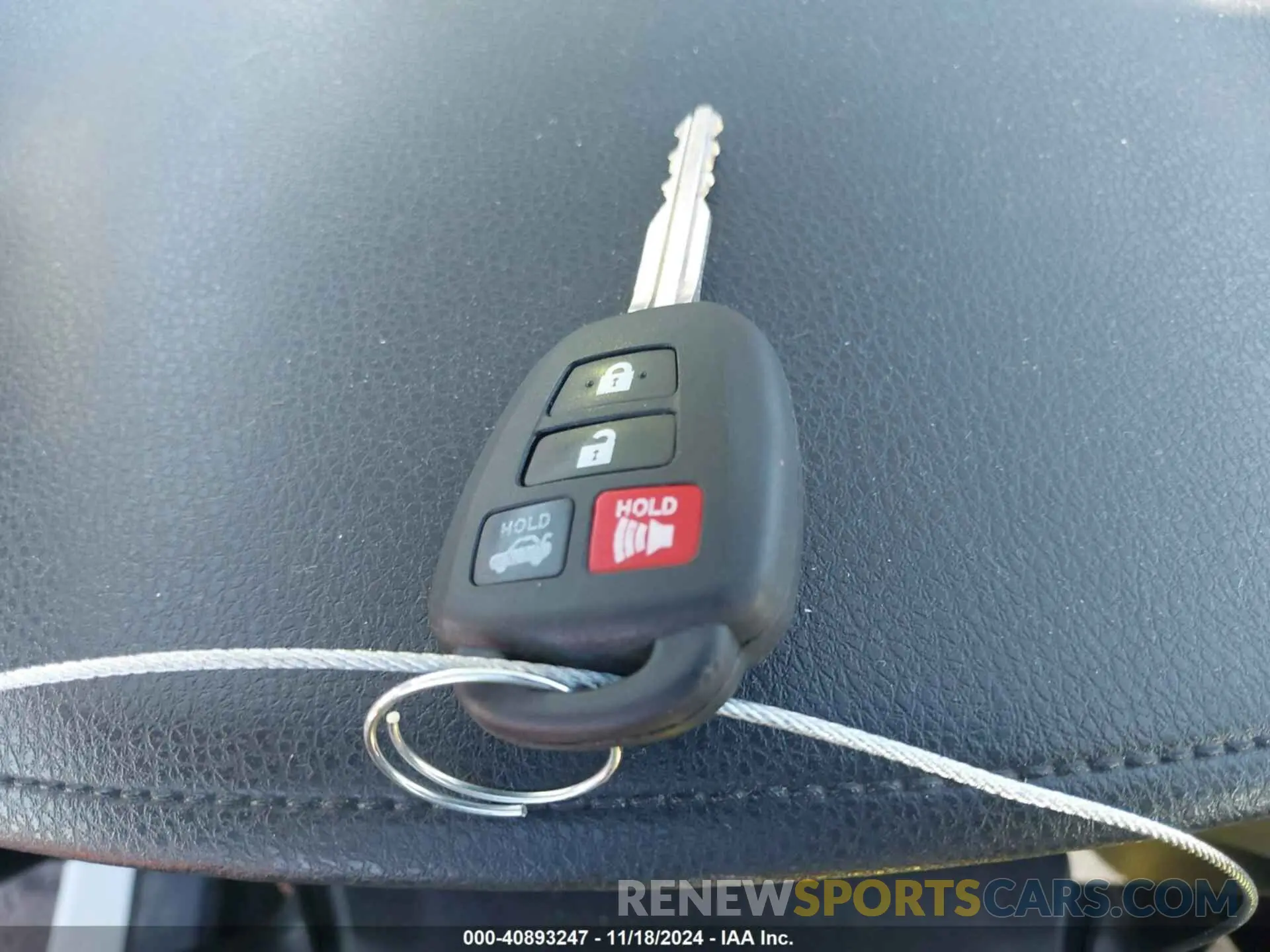 11 fotografías del automóvil dañado 5YFBURHE0KP935772 TOYOTA COROLLA 2019