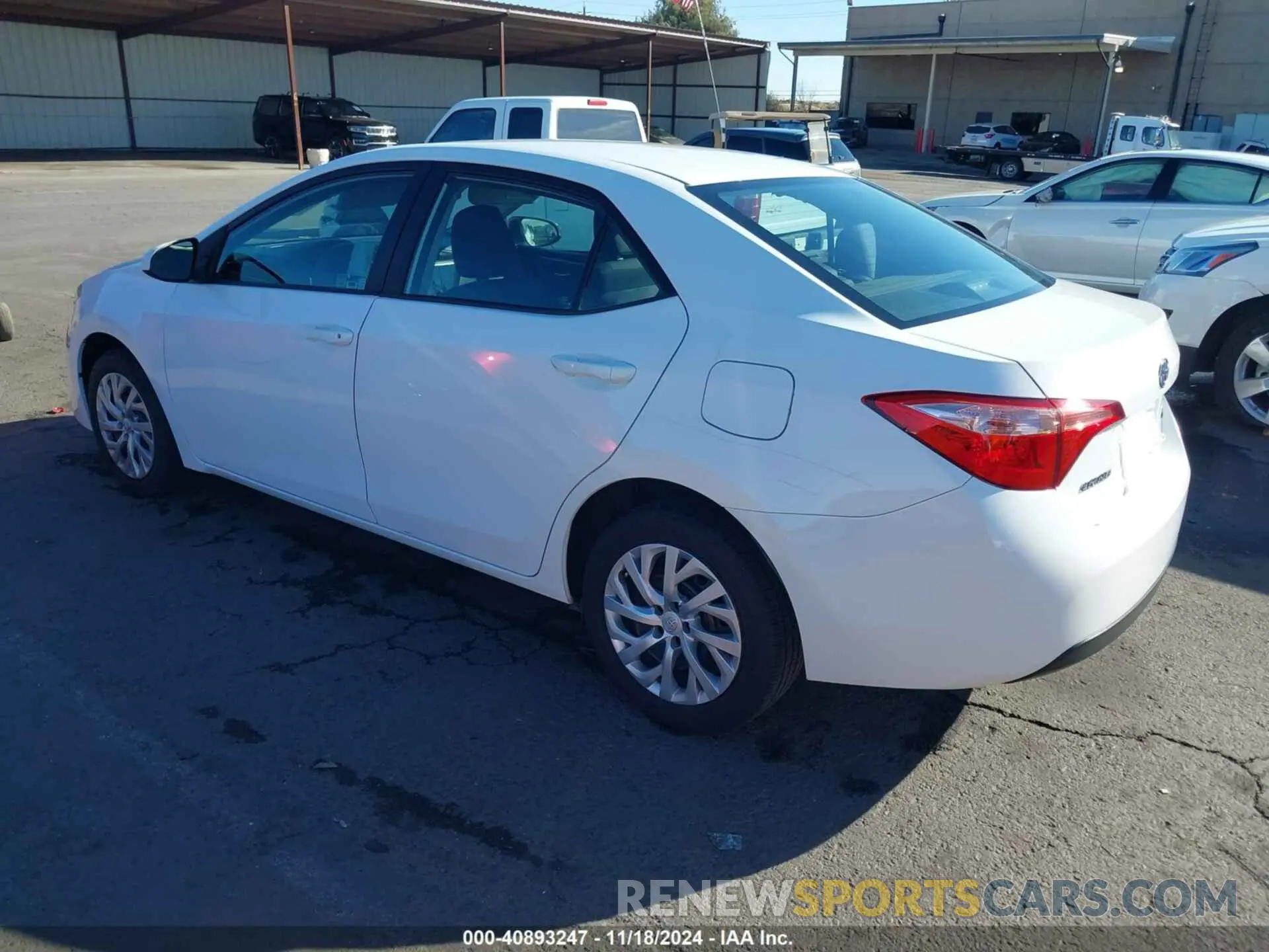 3 fotografías del automóvil dañado 5YFBURHE0KP935772 TOYOTA COROLLA 2019
