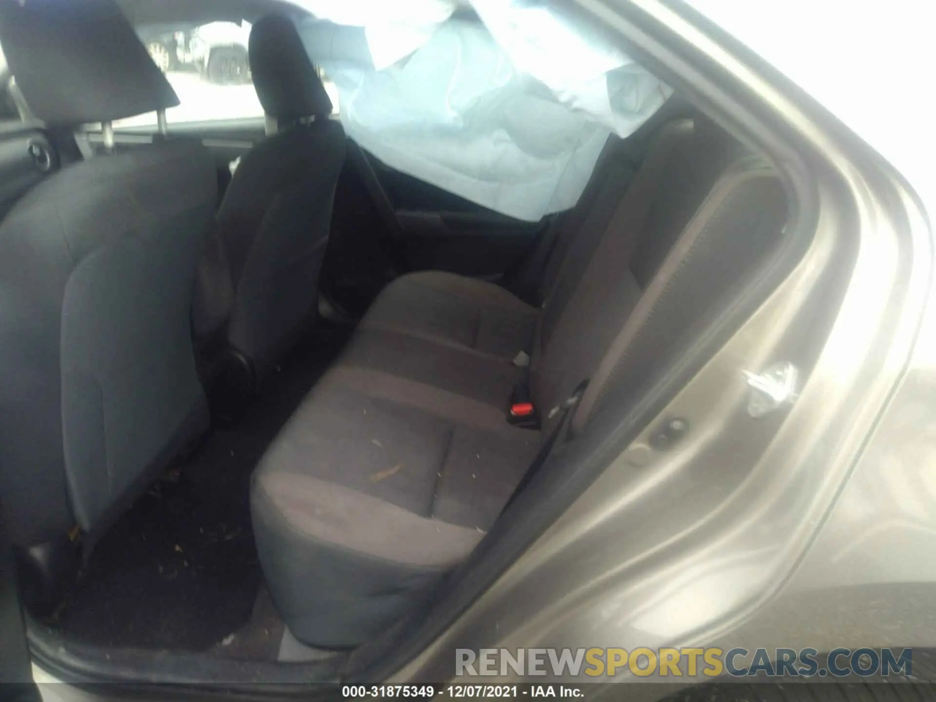 8 fotografías del automóvil dañado 5YFBURHE0KP947081 TOYOTA COROLLA 2019