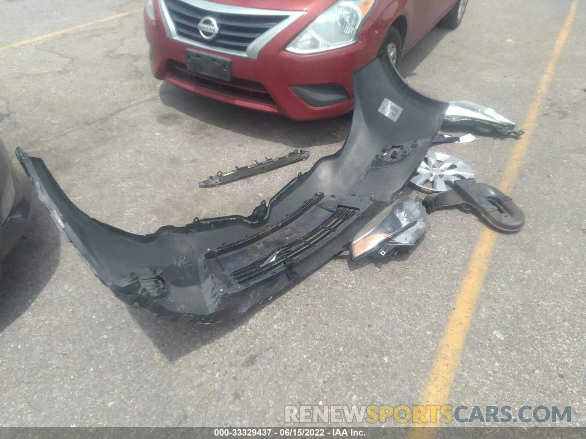 12 fotografías del automóvil dañado 5YFBURHE1KP860452 TOYOTA COROLLA 2019