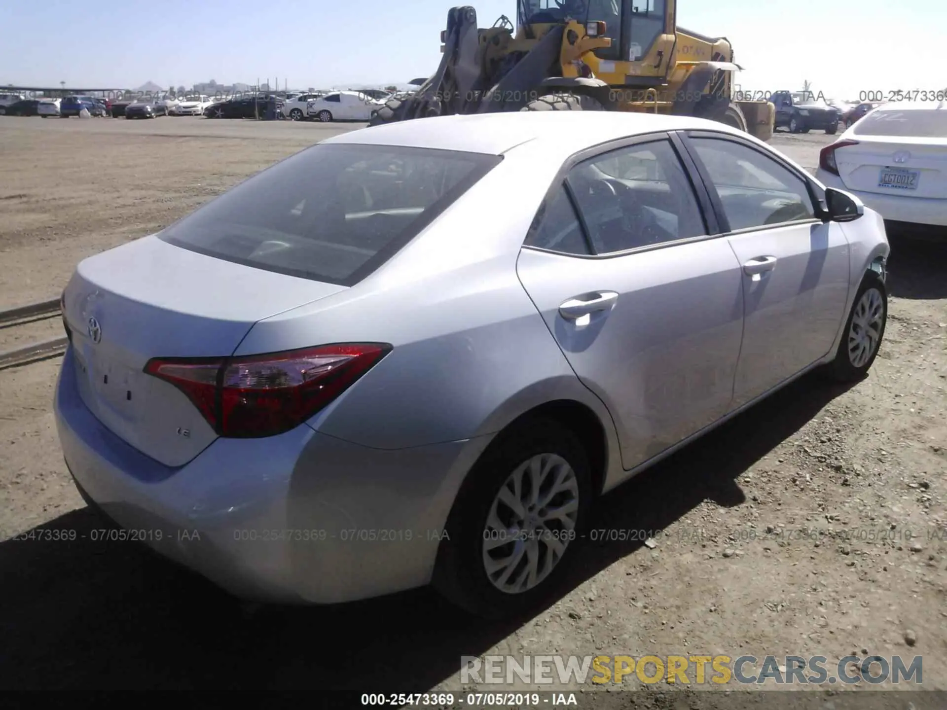 4 fotografías del automóvil dañado 5YFBURHE1KP866610 TOYOTA COROLLA 2019