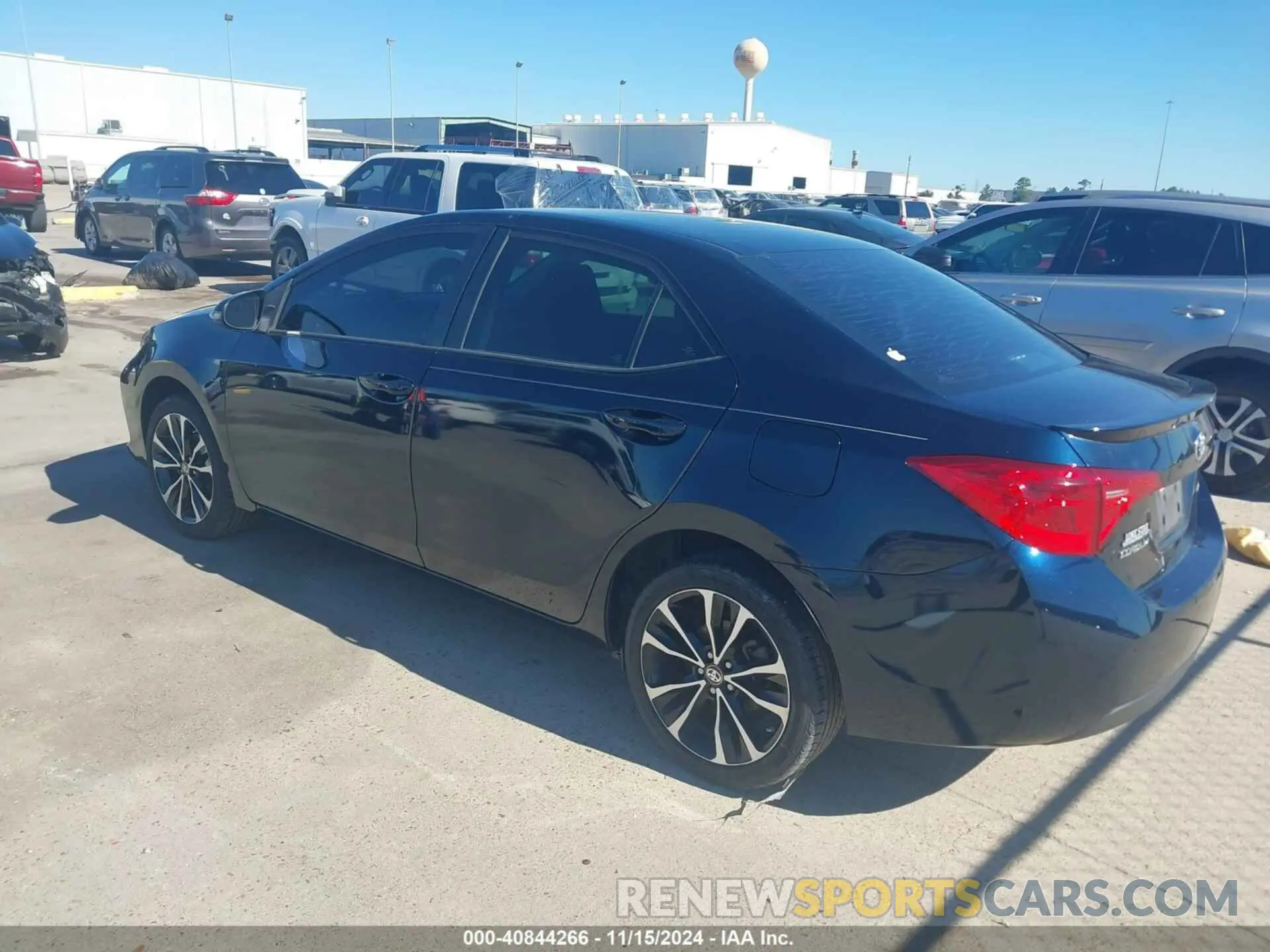 3 fotografías del automóvil dañado 5YFBURHE1KP869104 TOYOTA COROLLA 2019