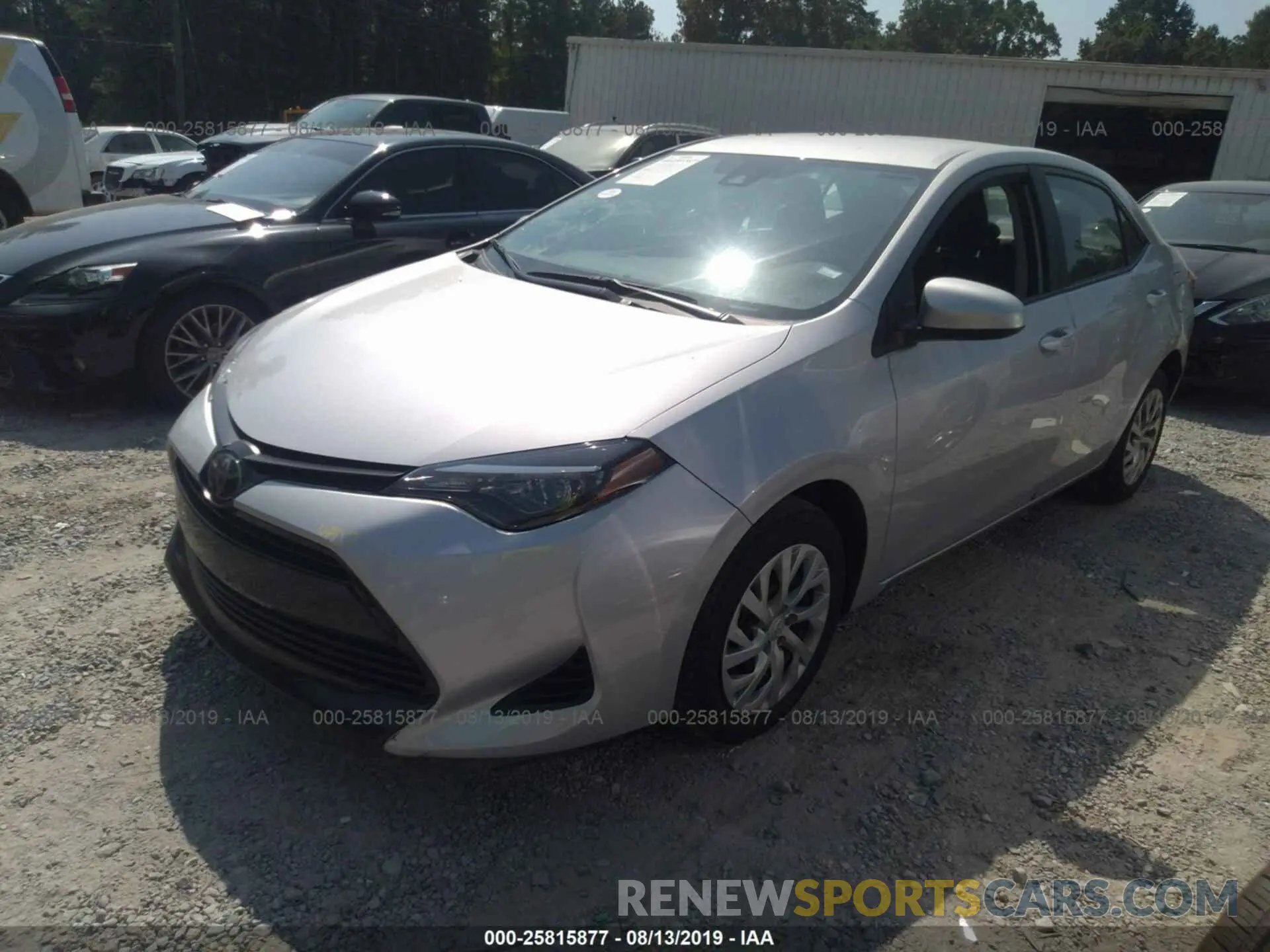 2 fotografías del automóvil dañado 5YFBURHE1KP870351 TOYOTA COROLLA 2019