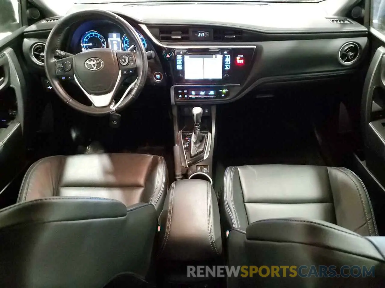 8 fotografías del automóvil dañado 5YFBURHE1KP870494 TOYOTA COROLLA 2019