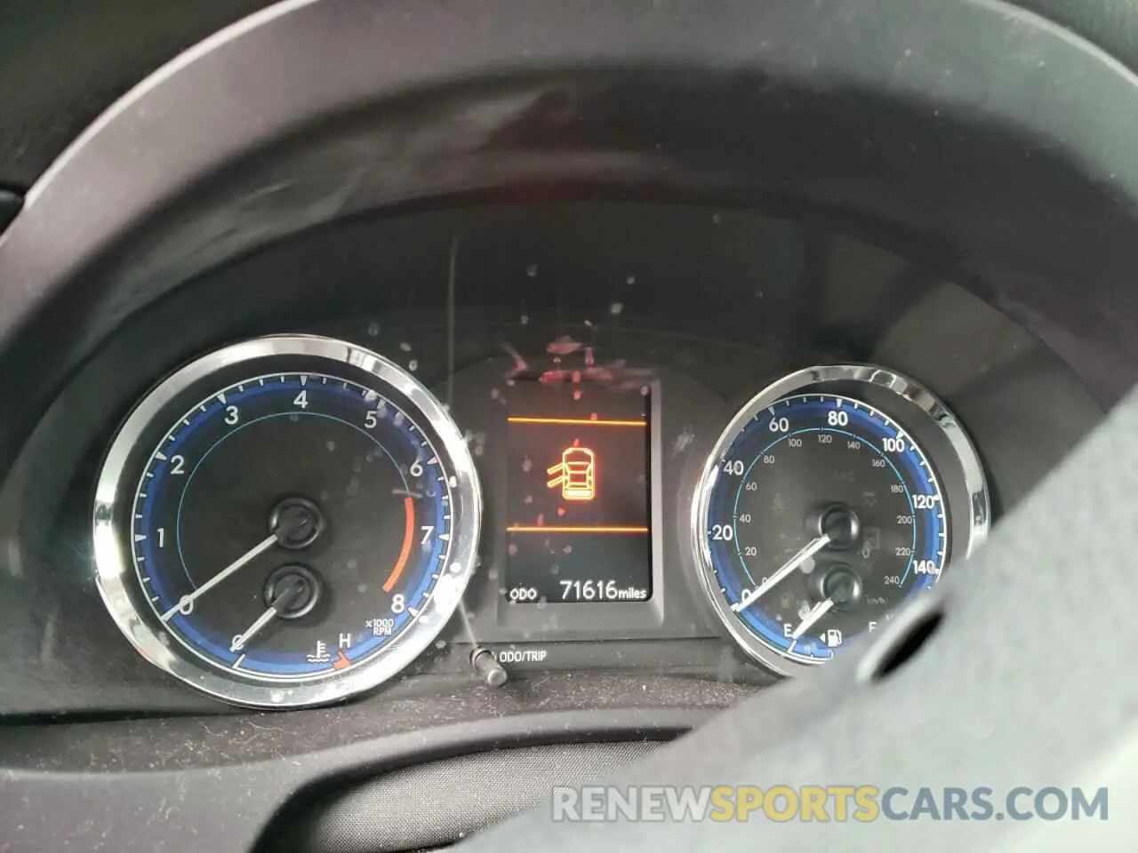 9 fotografías del automóvil dañado 5YFBURHE1KP876165 TOYOTA COROLLA 2019