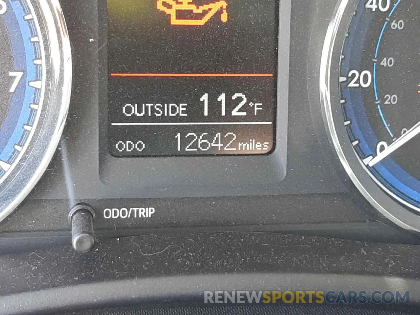 8 fotografías del automóvil dañado 5YFBURHE1KP879017 TOYOTA COROLLA 2019