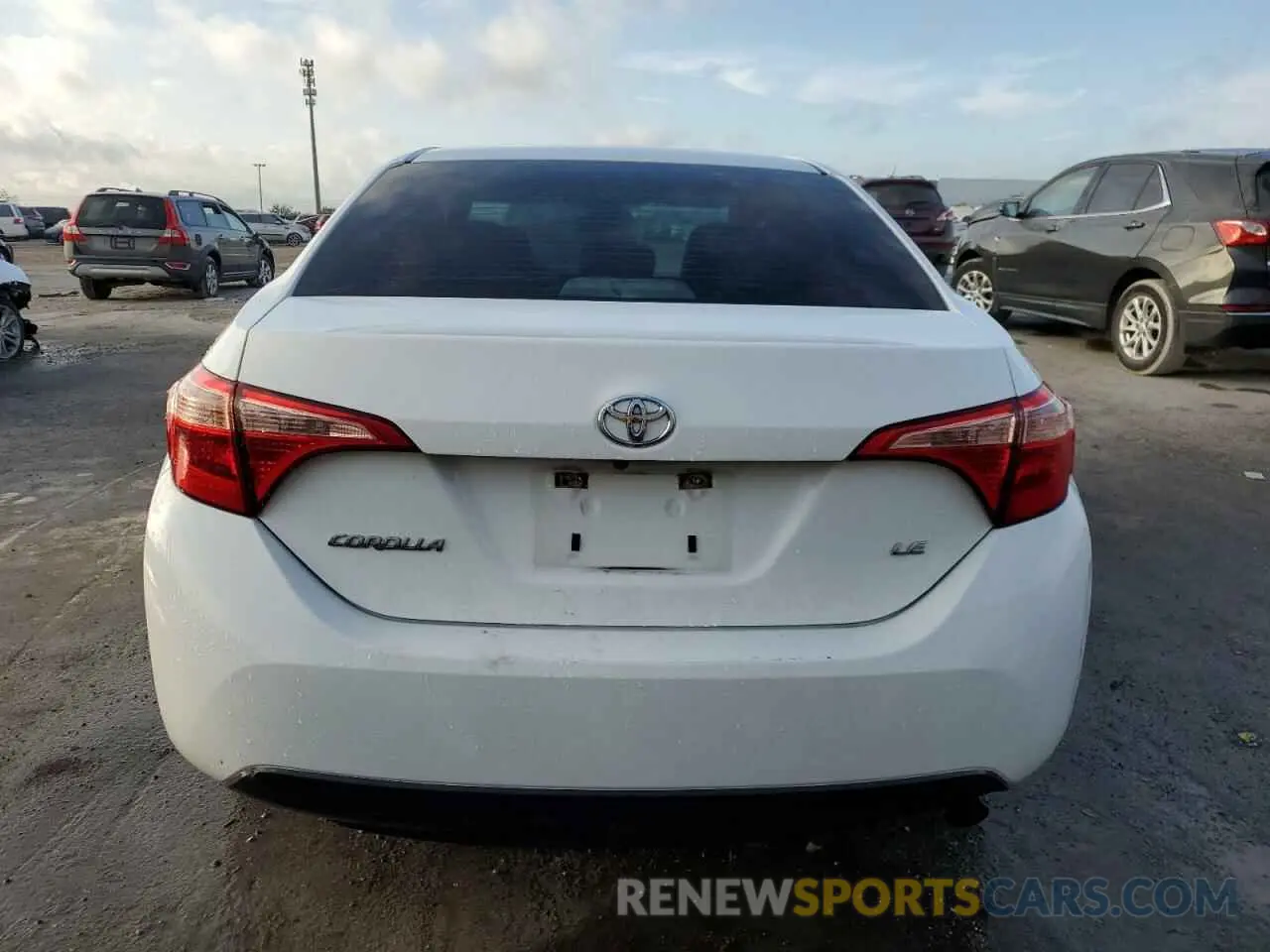 6 fotografías del automóvil dañado 5YFBURHE1KP881303 TOYOTA COROLLA 2019