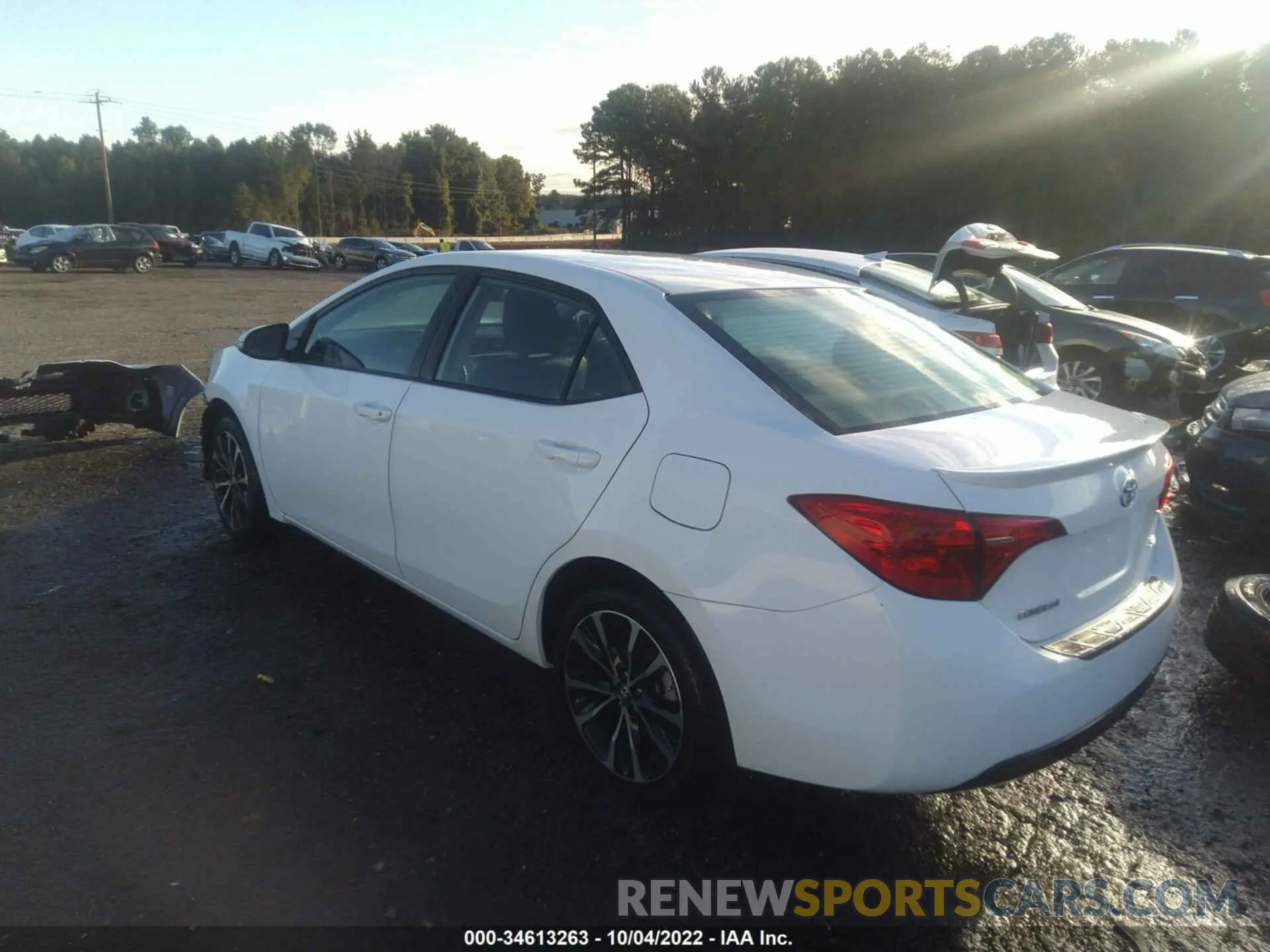 3 fotografías del automóvil dañado 5YFBURHE1KP882872 TOYOTA COROLLA 2019