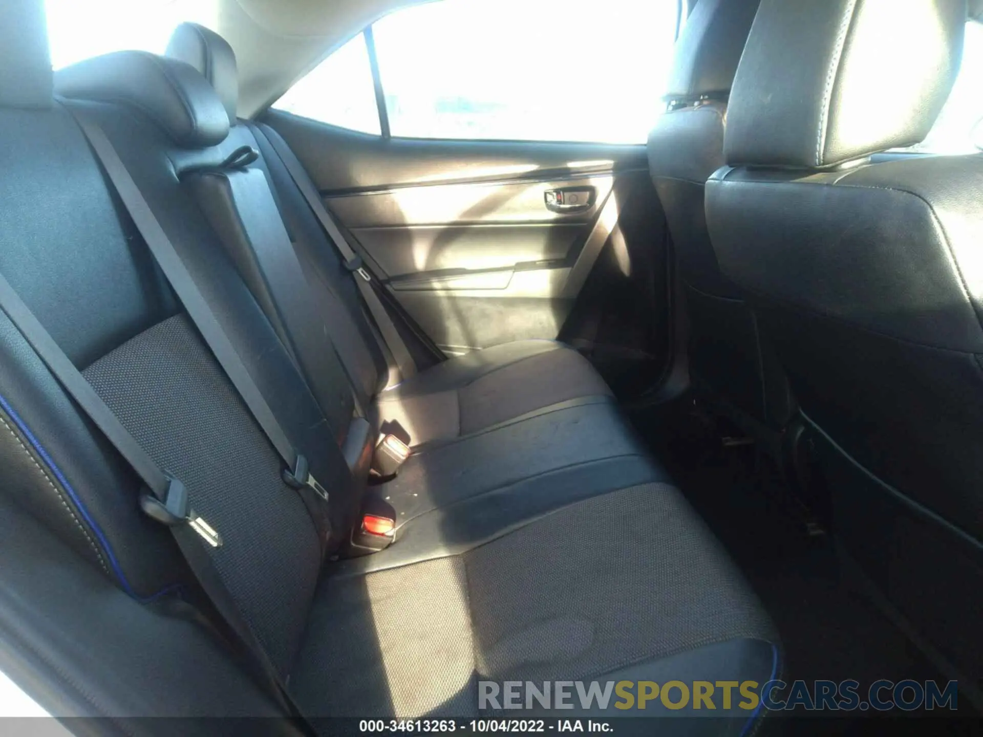 8 fotografías del automóvil dañado 5YFBURHE1KP882872 TOYOTA COROLLA 2019