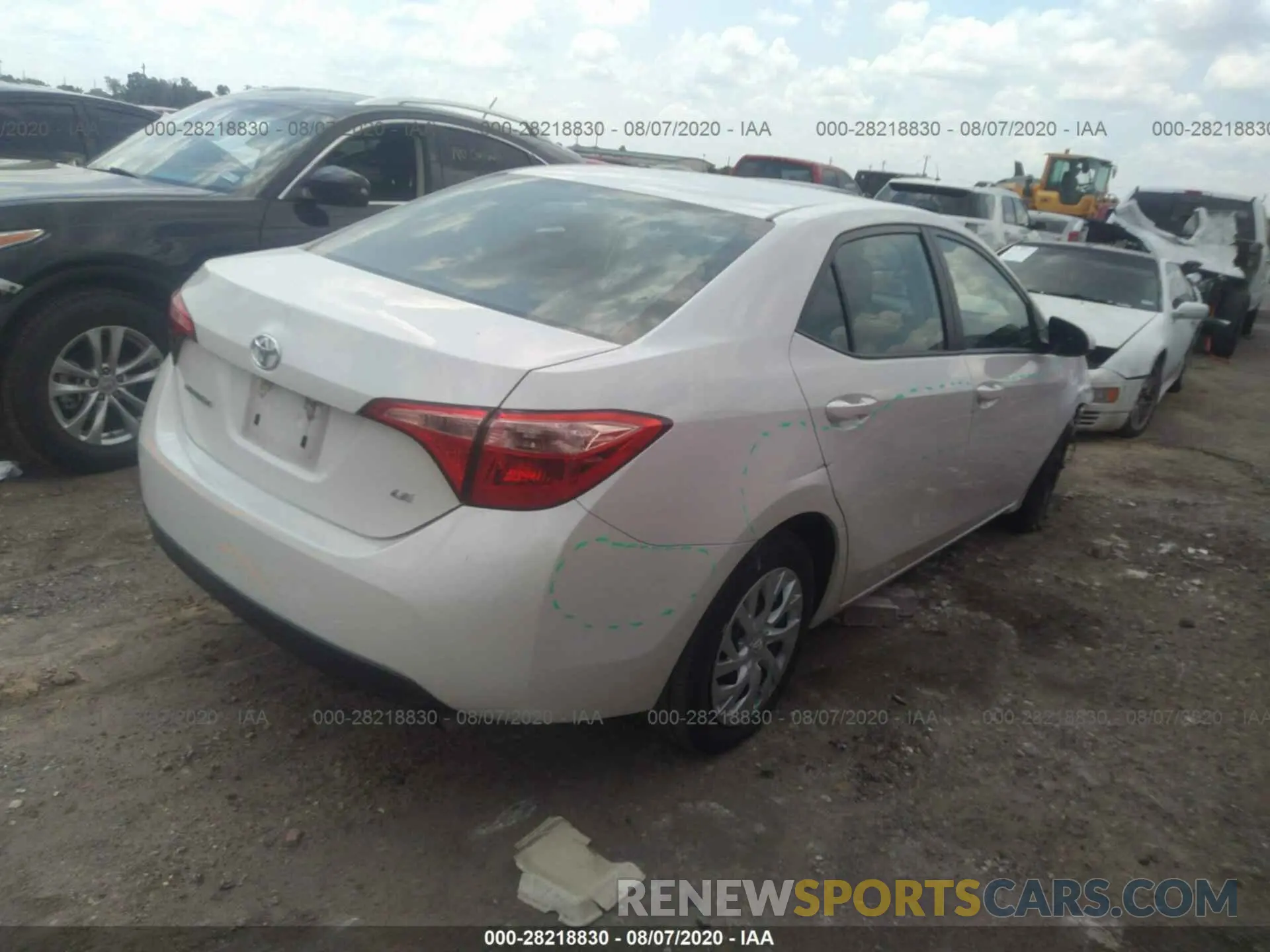 4 fotografías del automóvil dañado 5YFBURHE1KP888378 TOYOTA COROLLA 2019