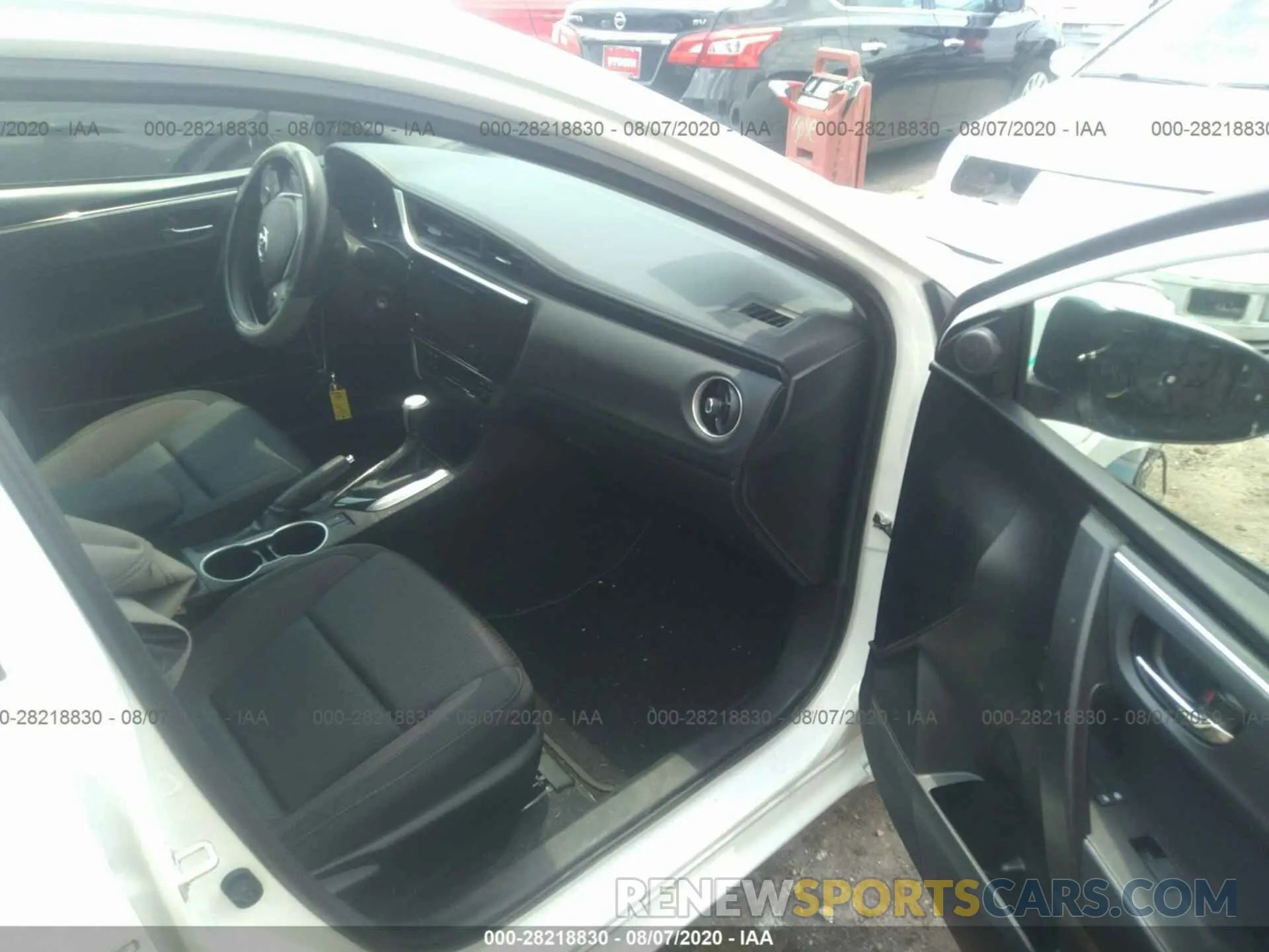 5 fotografías del automóvil dañado 5YFBURHE1KP888378 TOYOTA COROLLA 2019