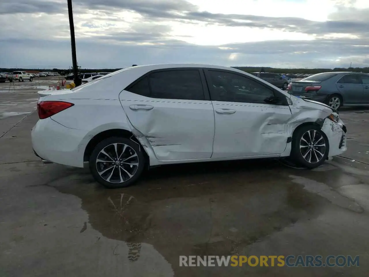 3 fotografías del automóvil dañado 5YFBURHE1KP897873 TOYOTA COROLLA 2019