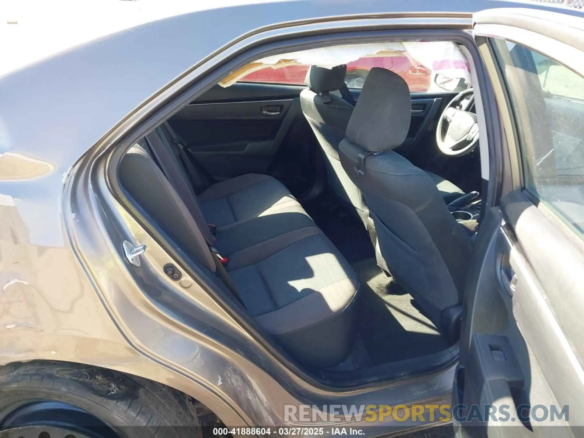 8 fotografías del automóvil dañado 5YFBURHE1KP905180 TOYOTA COROLLA 2019