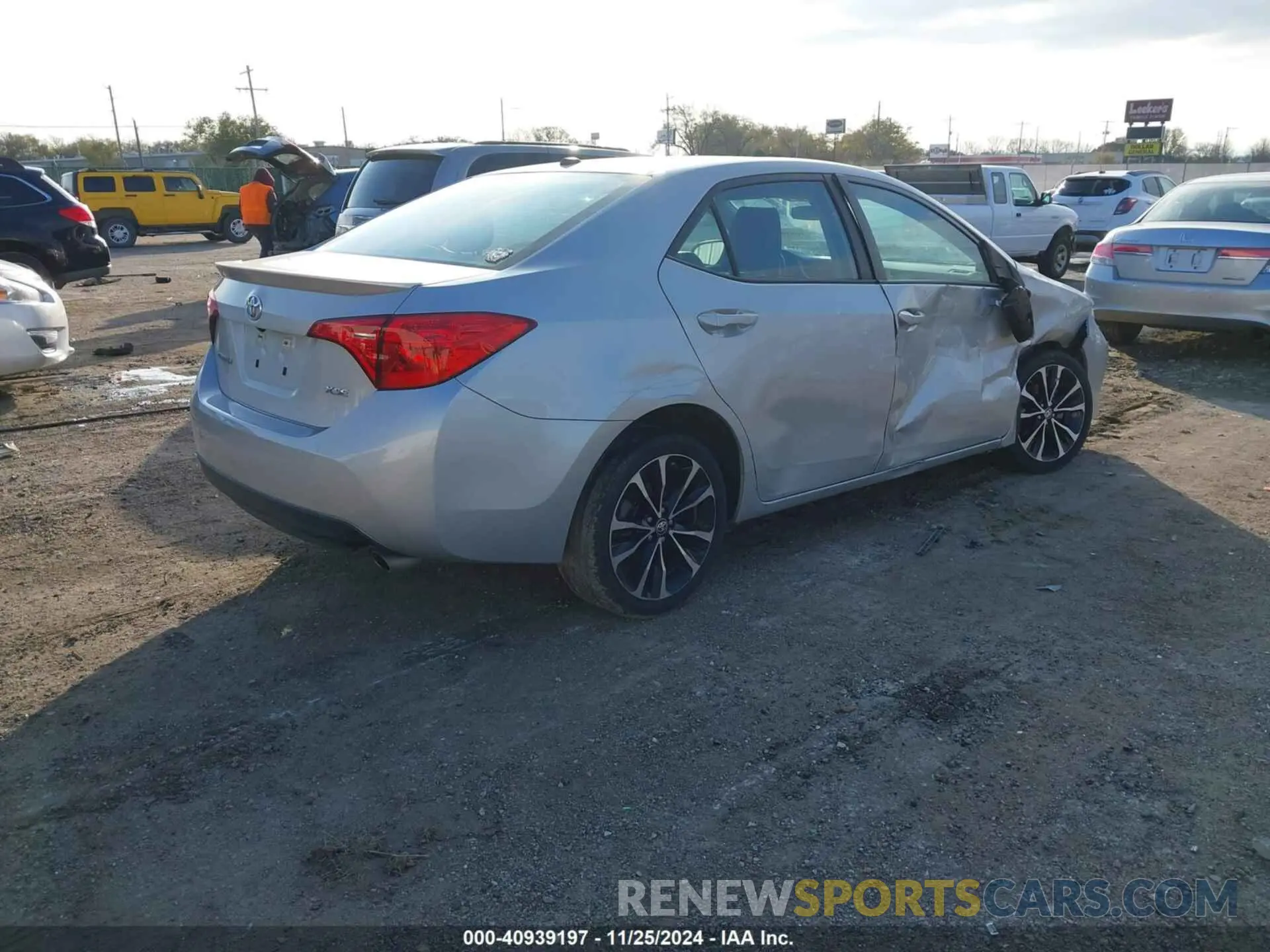 4 fotografías del automóvil dañado 5YFBURHE1KP912968 TOYOTA COROLLA 2019