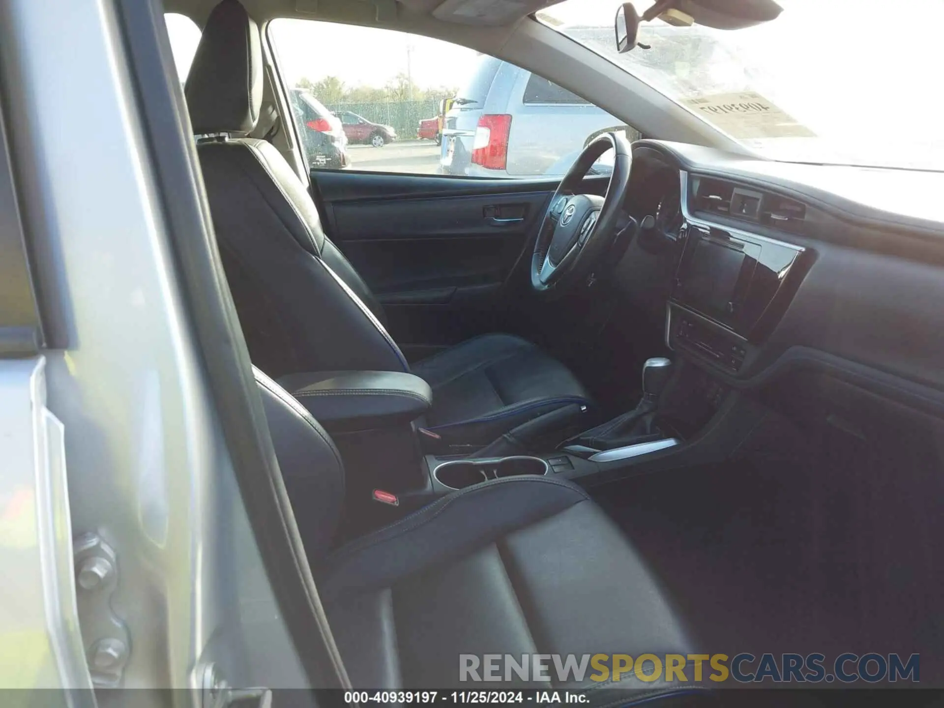 5 fotografías del automóvil dañado 5YFBURHE1KP912968 TOYOTA COROLLA 2019