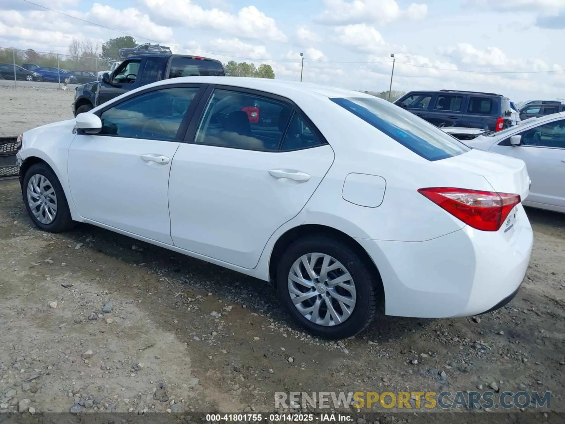3 fotografías del automóvil dañado 5YFBURHE1KP920004 TOYOTA COROLLA 2019