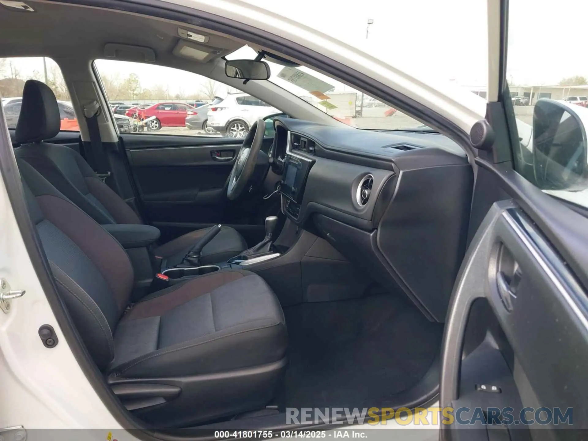 5 fotografías del automóvil dañado 5YFBURHE1KP920004 TOYOTA COROLLA 2019