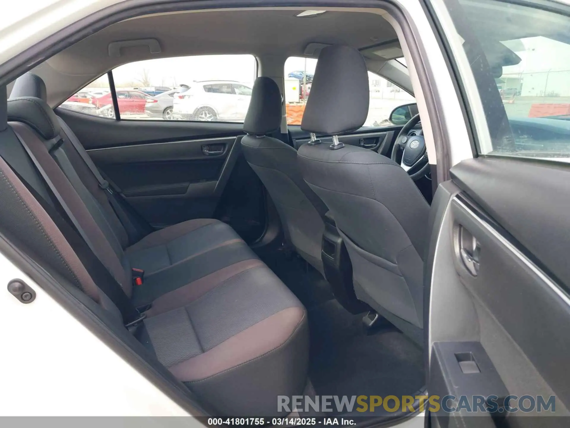 8 fotografías del automóvil dañado 5YFBURHE1KP920004 TOYOTA COROLLA 2019