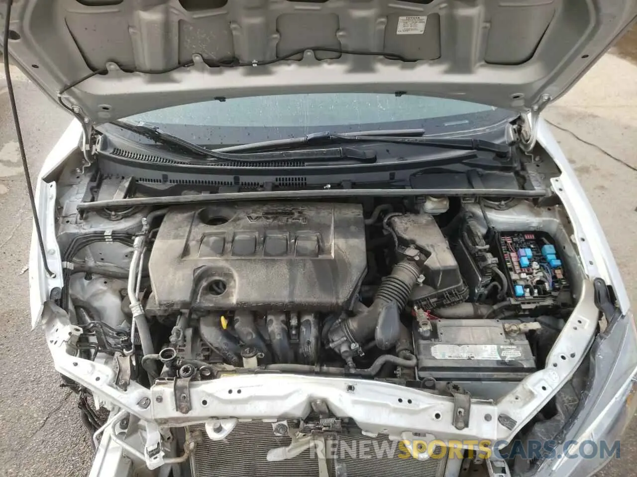 11 fotografías del automóvil dañado 5YFBURHE1KP920214 TOYOTA COROLLA 2019