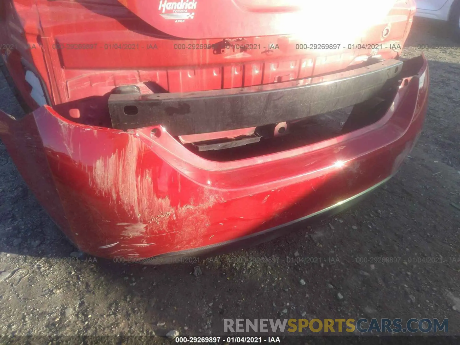 12 fotografías del automóvil dañado 5YFBURHE1KP921279 TOYOTA COROLLA 2019