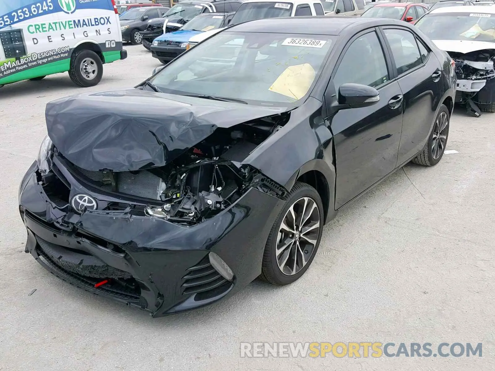 2 fotografías del automóvil dañado 5YFBURHE1KP930077 TOYOTA COROLLA 2019