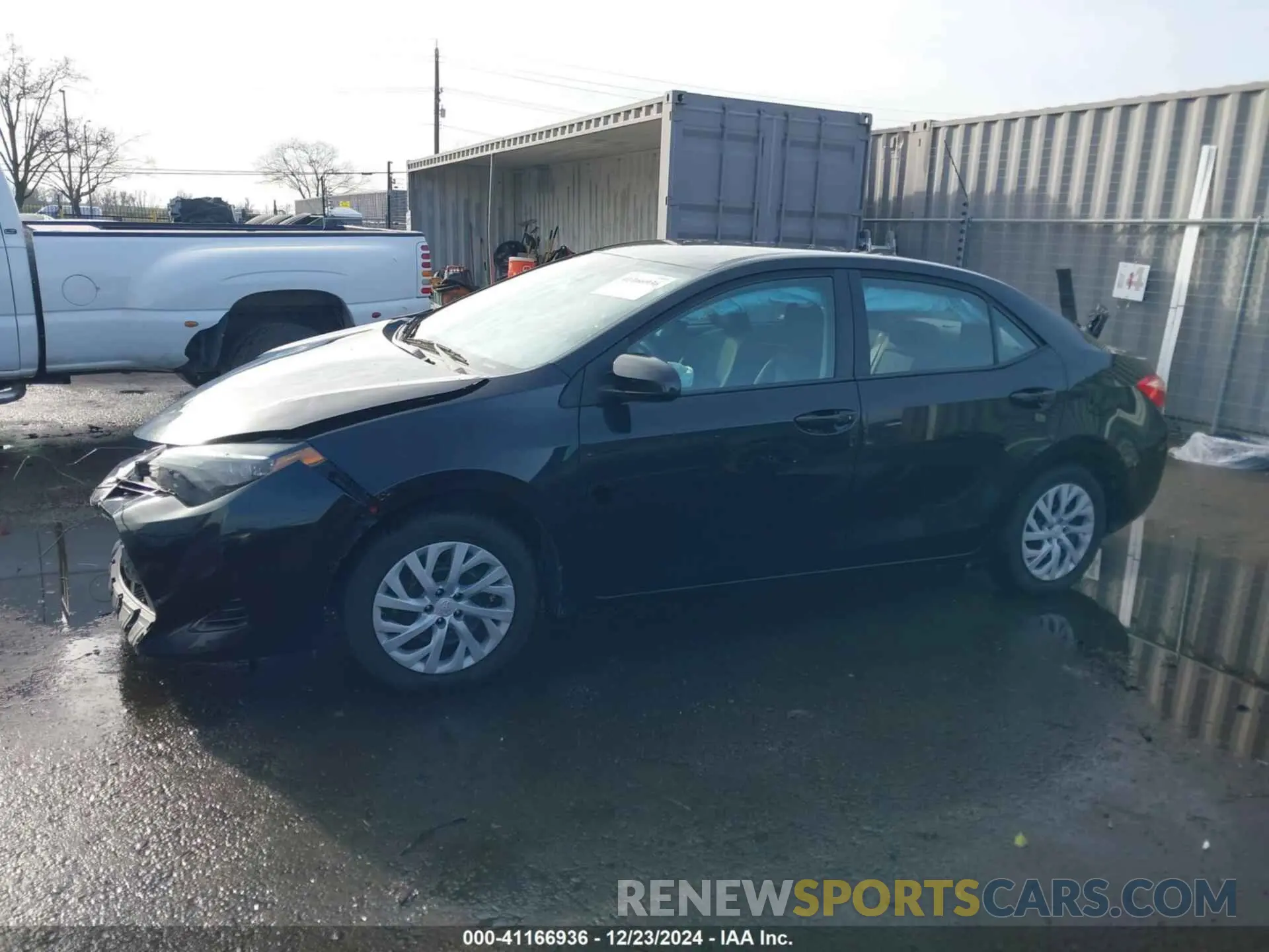 14 fotografías del automóvil dañado 5YFBURHE1KP932749 TOYOTA COROLLA 2019