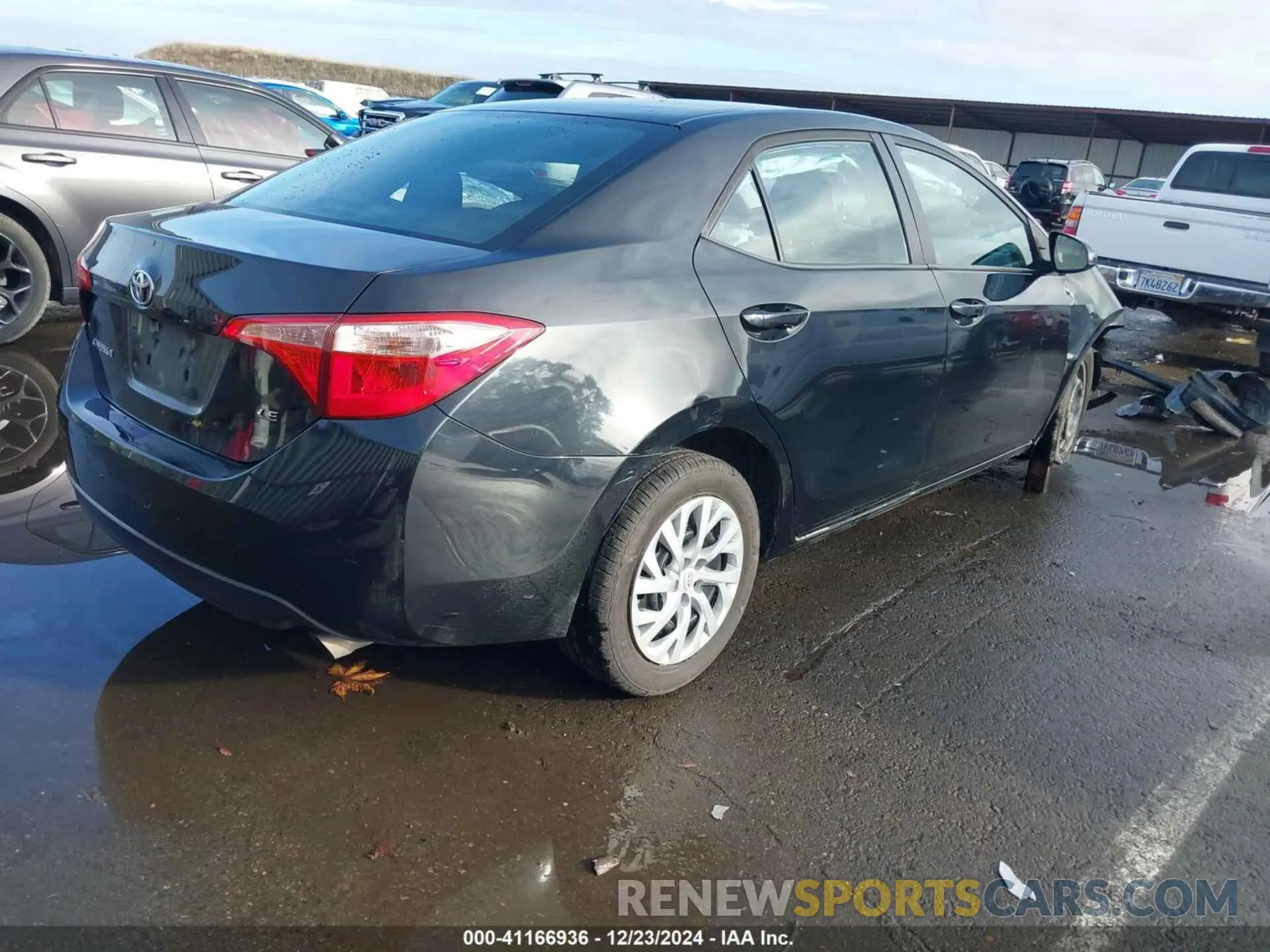 4 fotografías del automóvil dañado 5YFBURHE1KP932749 TOYOTA COROLLA 2019