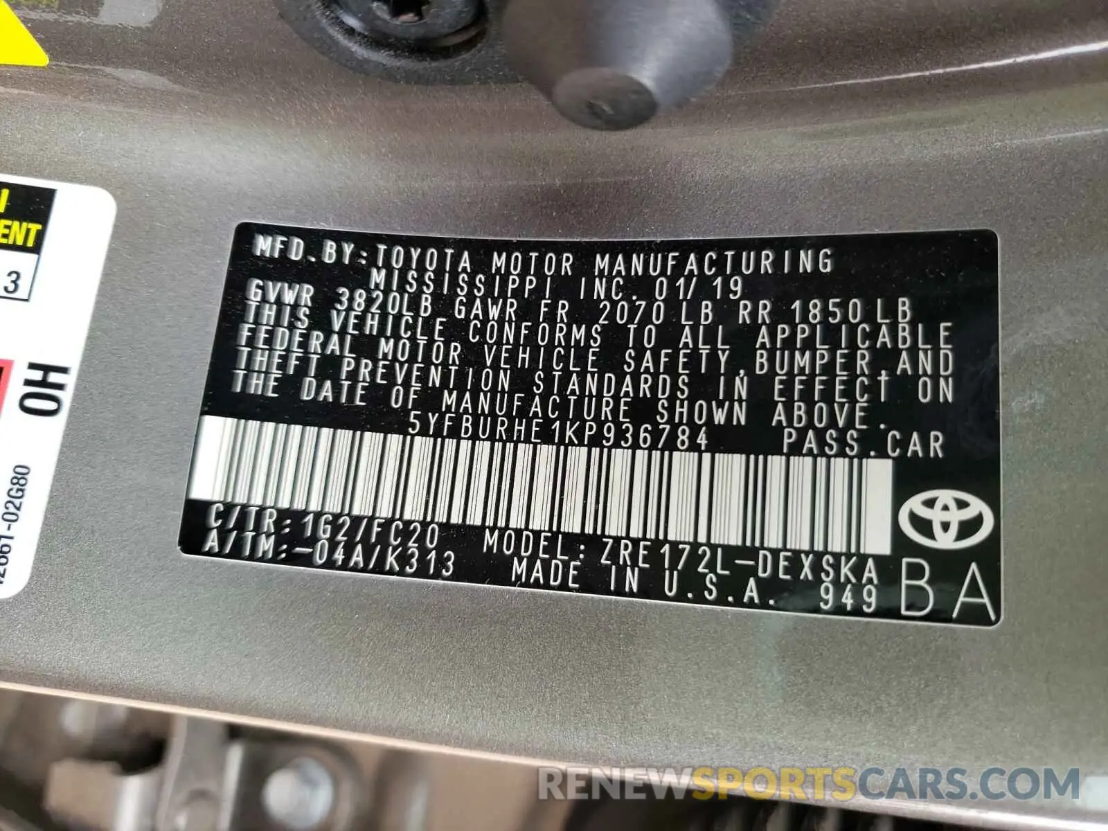 10 fotografías del automóvil dañado 5YFBURHE1KP936784 TOYOTA COROLLA 2019