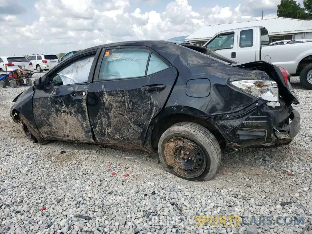 2 fotografías del automóvil dañado 5YFBURHE1KP944464 TOYOTA COROLLA 2019