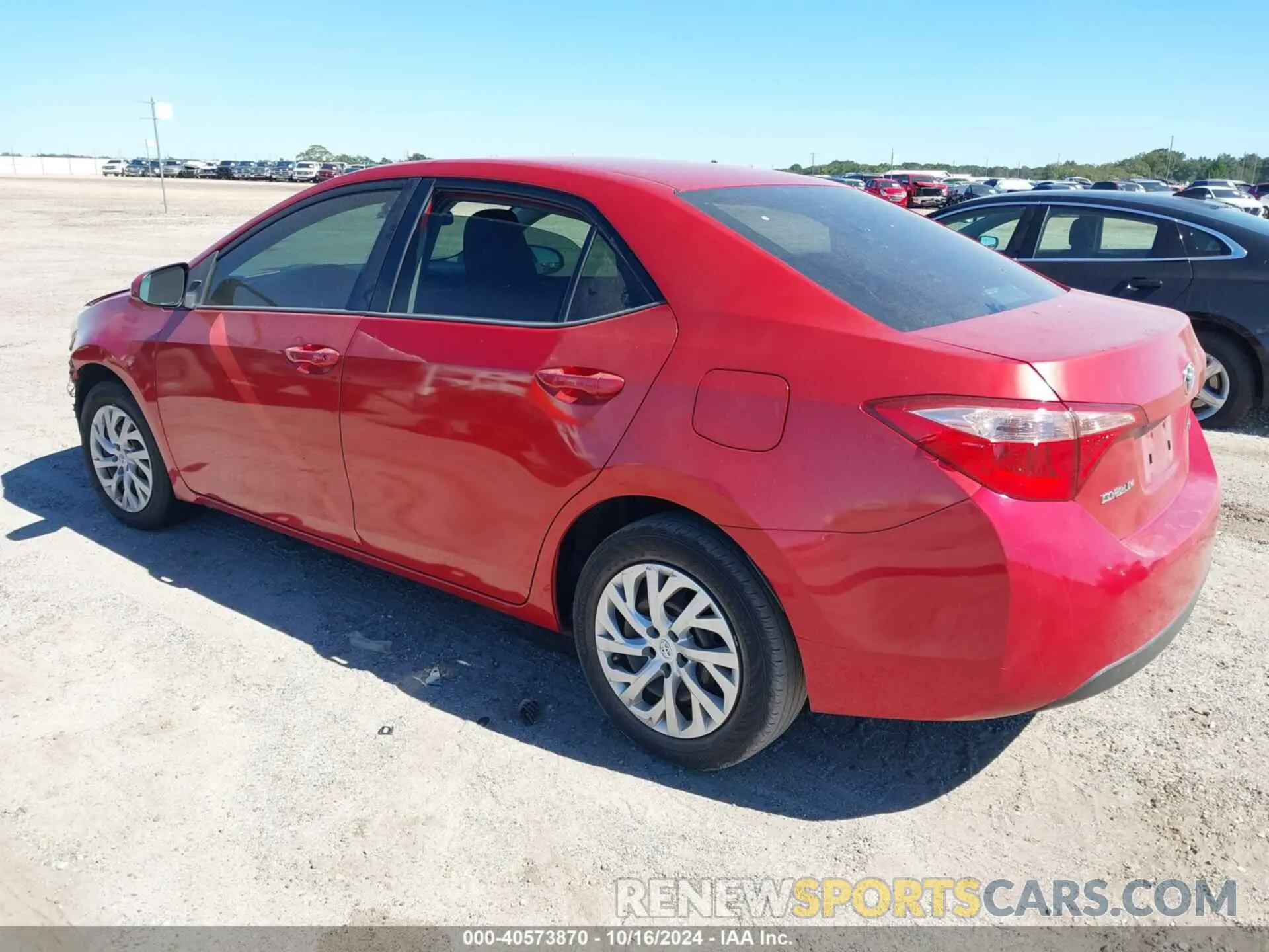 3 fotografías del automóvil dañado 5YFBURHE1KP945596 TOYOTA COROLLA 2019