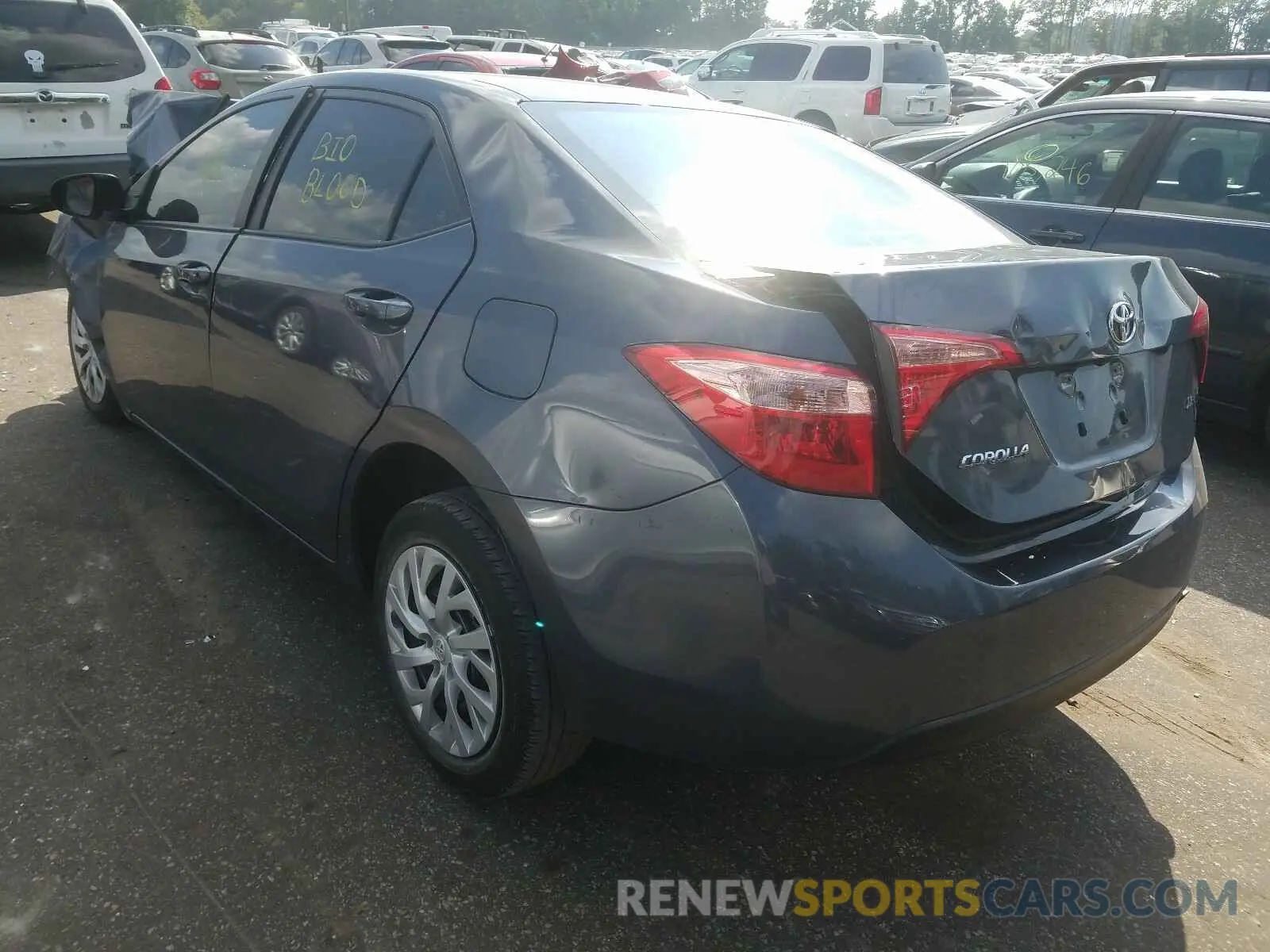3 fotografías del automóvil dañado 5YFBURHE1KP947266 TOYOTA COROLLA 2019