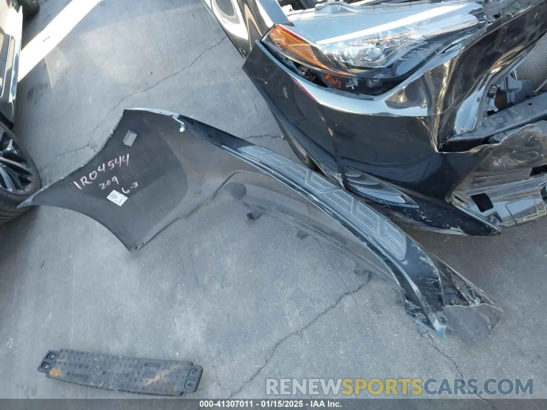 12 fotografías del automóvil dañado 5YFBURHE1KP947607 TOYOTA COROLLA 2019