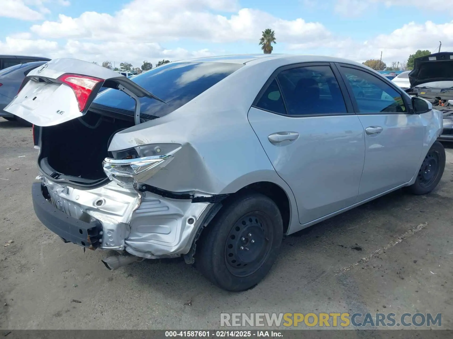 4 fotografías del automóvil dañado 5YFBURHE2KP858502 TOYOTA COROLLA 2019