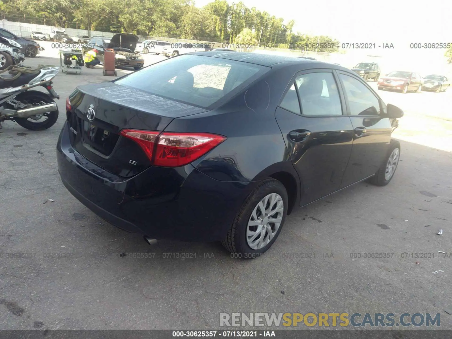 4 fotografías del automóvil dañado 5YFBURHE2KP867068 TOYOTA COROLLA 2019