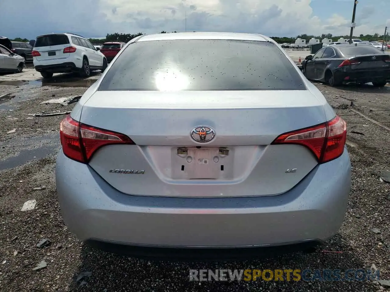 6 fotografías del automóvil dañado 5YFBURHE2KP869077 TOYOTA COROLLA 2019