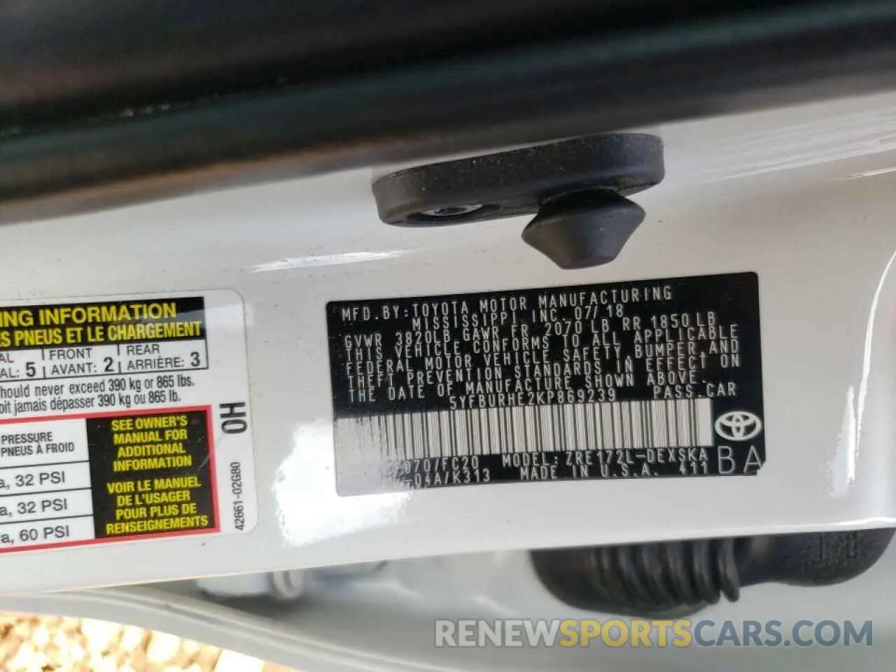 10 fotografías del automóvil dañado 5YFBURHE2KP869239 TOYOTA COROLLA 2019