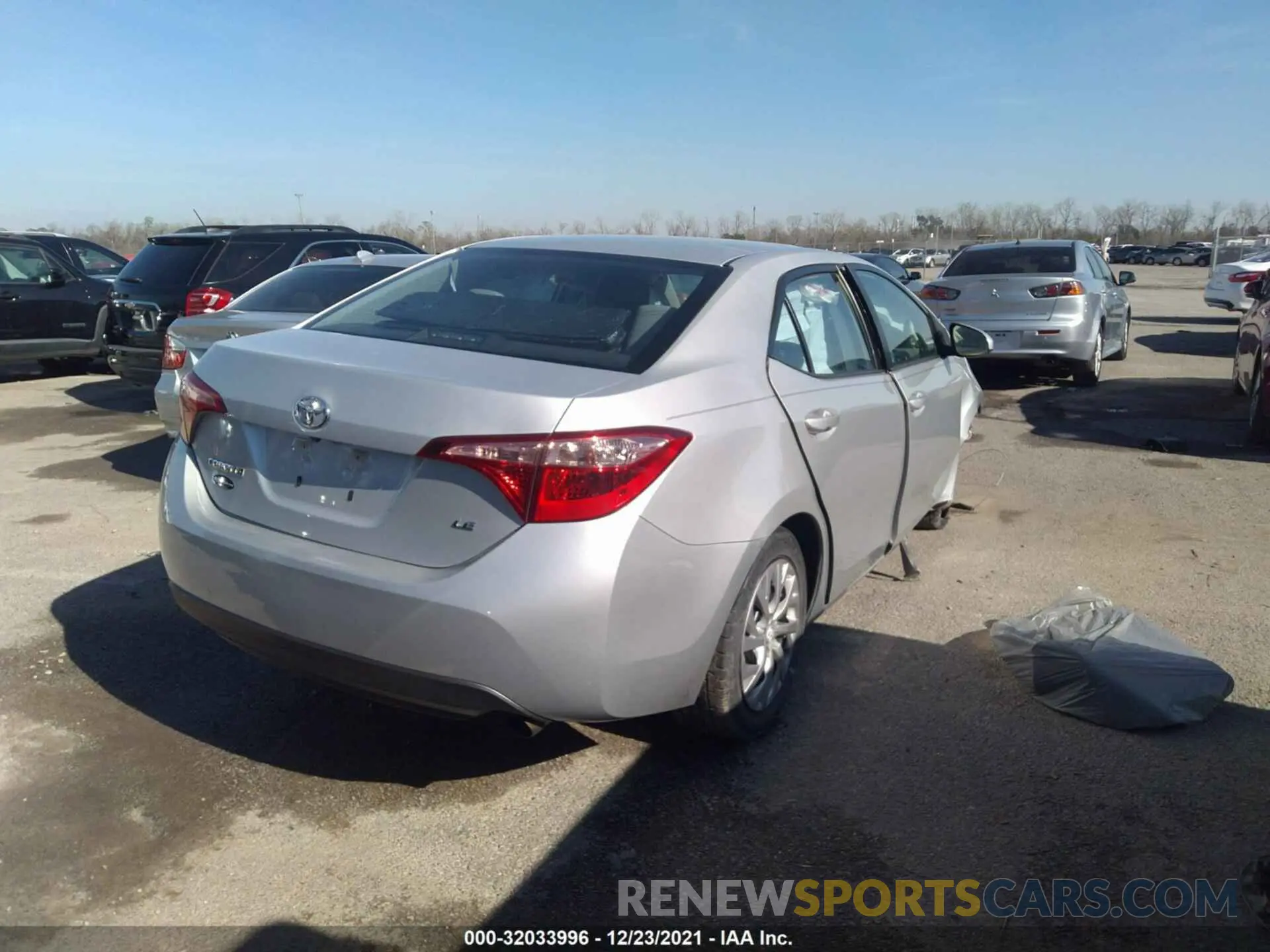 4 fotografías del automóvil dañado 5YFBURHE2KP873453 TOYOTA COROLLA 2019
